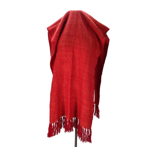 Vintage 80s-90s Peruvian Alpaca Shawl Wrap Red Fringe Trim Handwoven 100% Alpaca - Picture 9 of 12